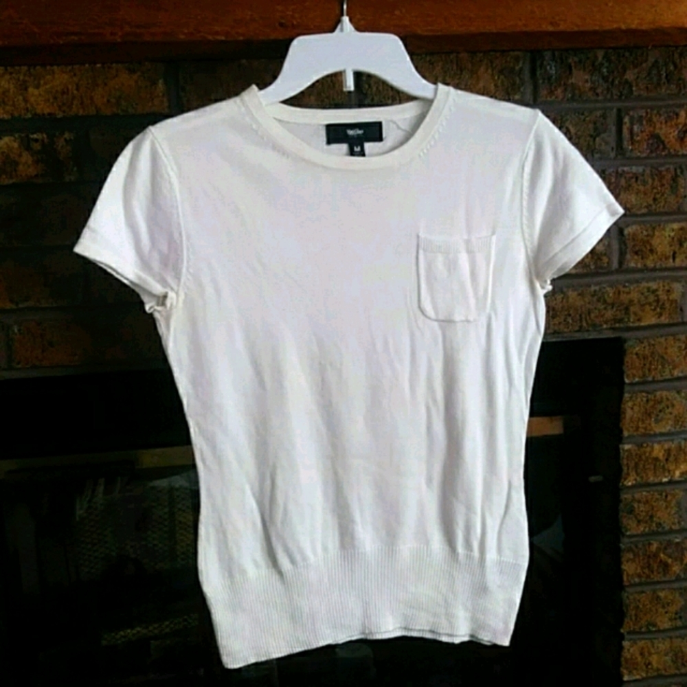 Mossimo ivory short sleeved shirt